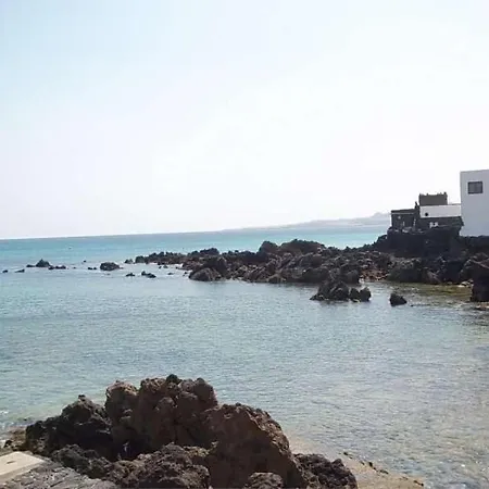 Arrieta Sleeps 4 Wifi Apartment *