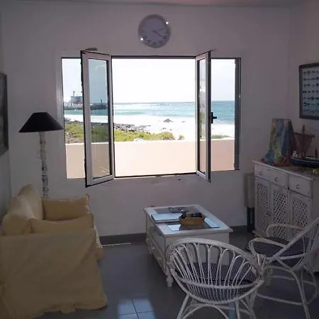 Apartment Arrieta Sleeps 4 Wifi Arrieta (Lanzarote)