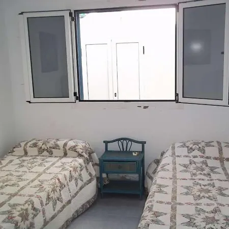 Apartment Arrieta Sleeps 4 Wifi Arrieta (Lanzarote)